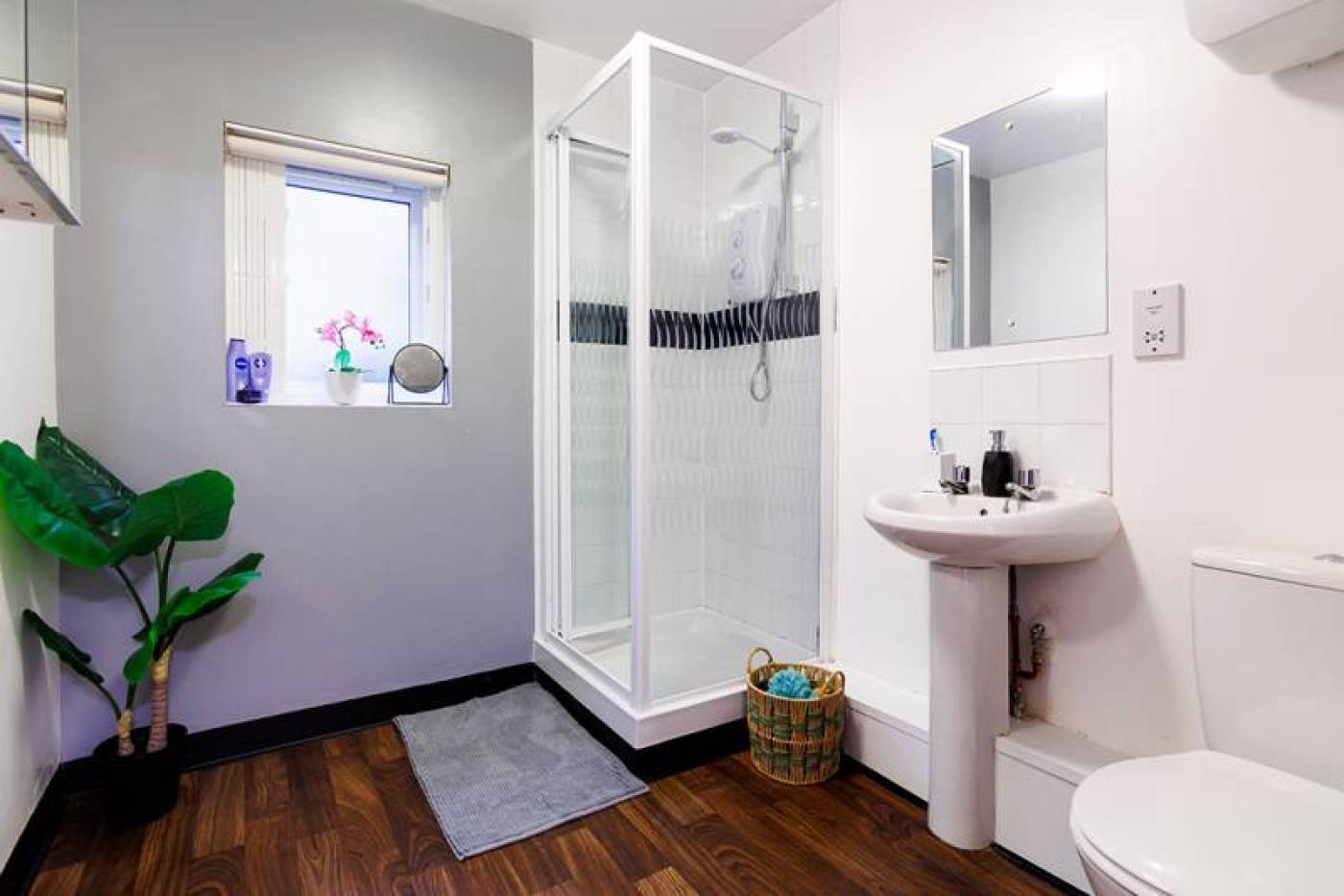 Bathroom with shower, toilet and sink