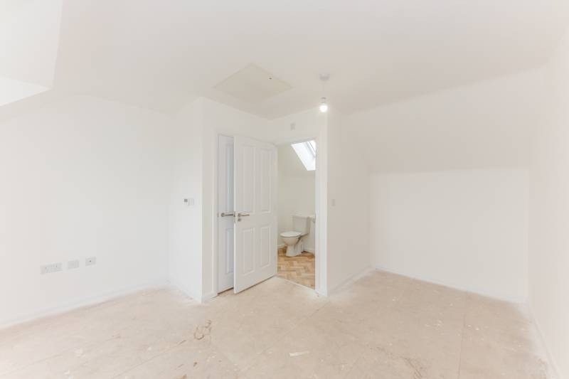 Master bedroom image 2